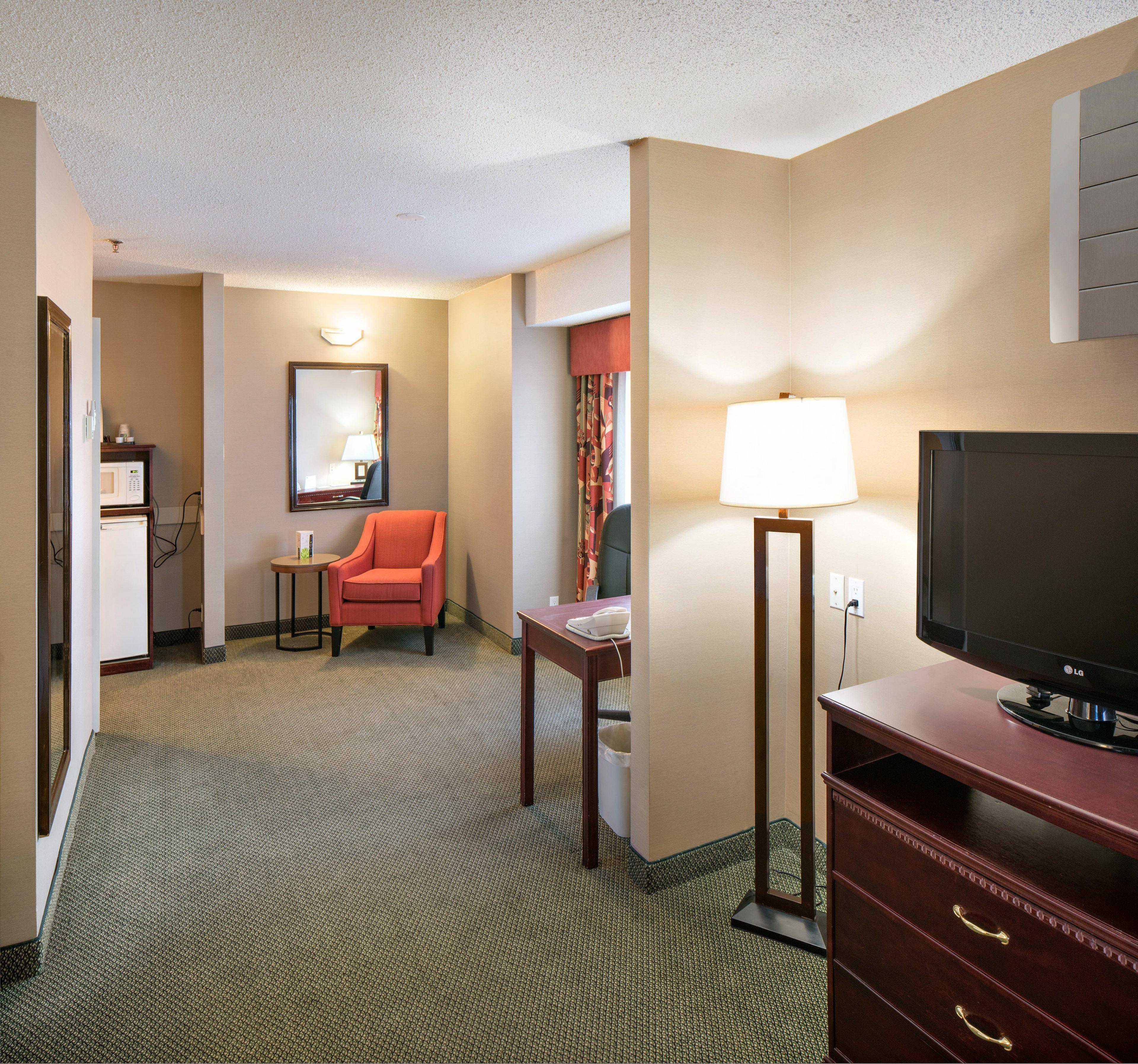 Holiday Inn Express Red Deer By Ihg Exteriör bild
