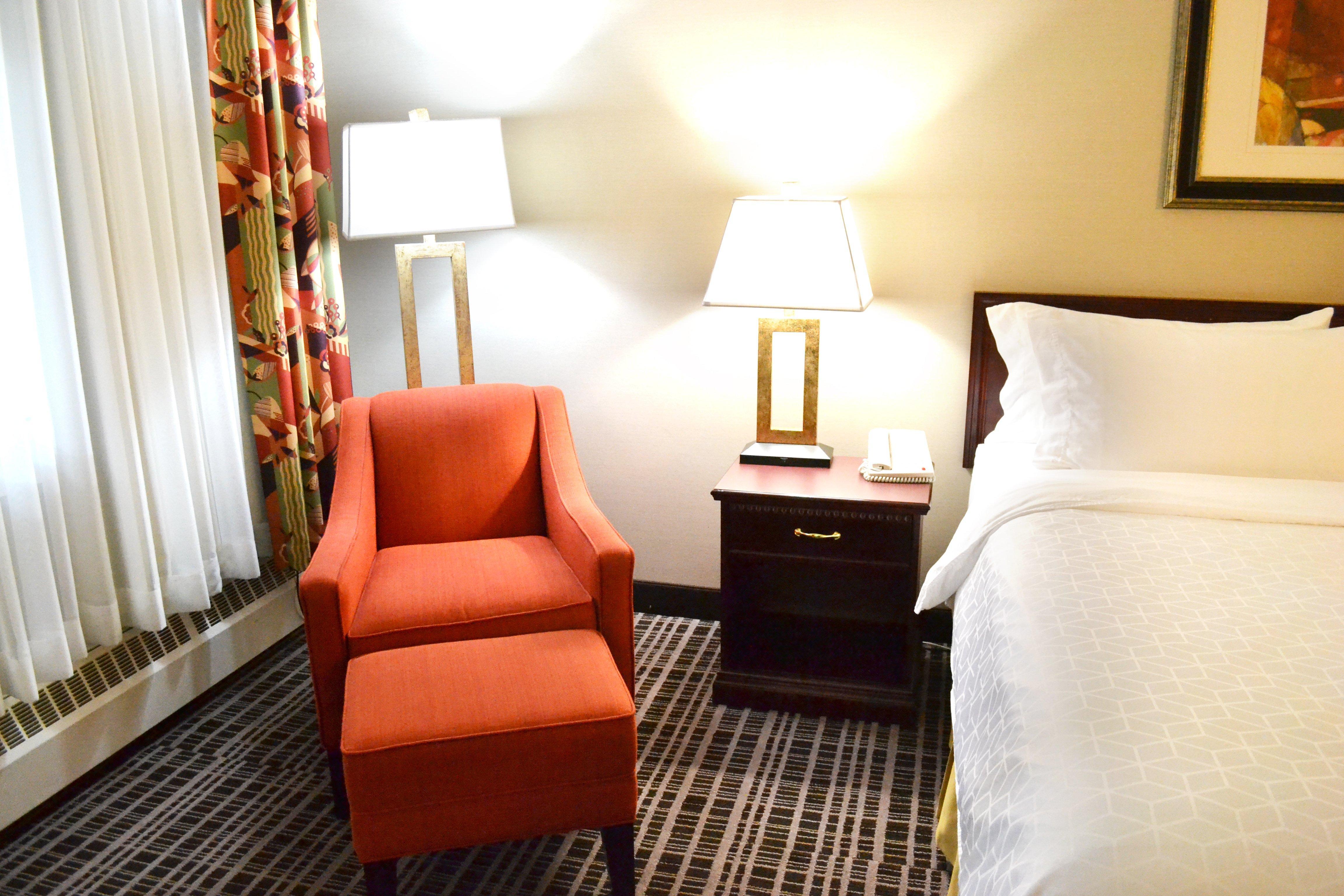 Holiday Inn Express Red Deer By Ihg Exteriör bild