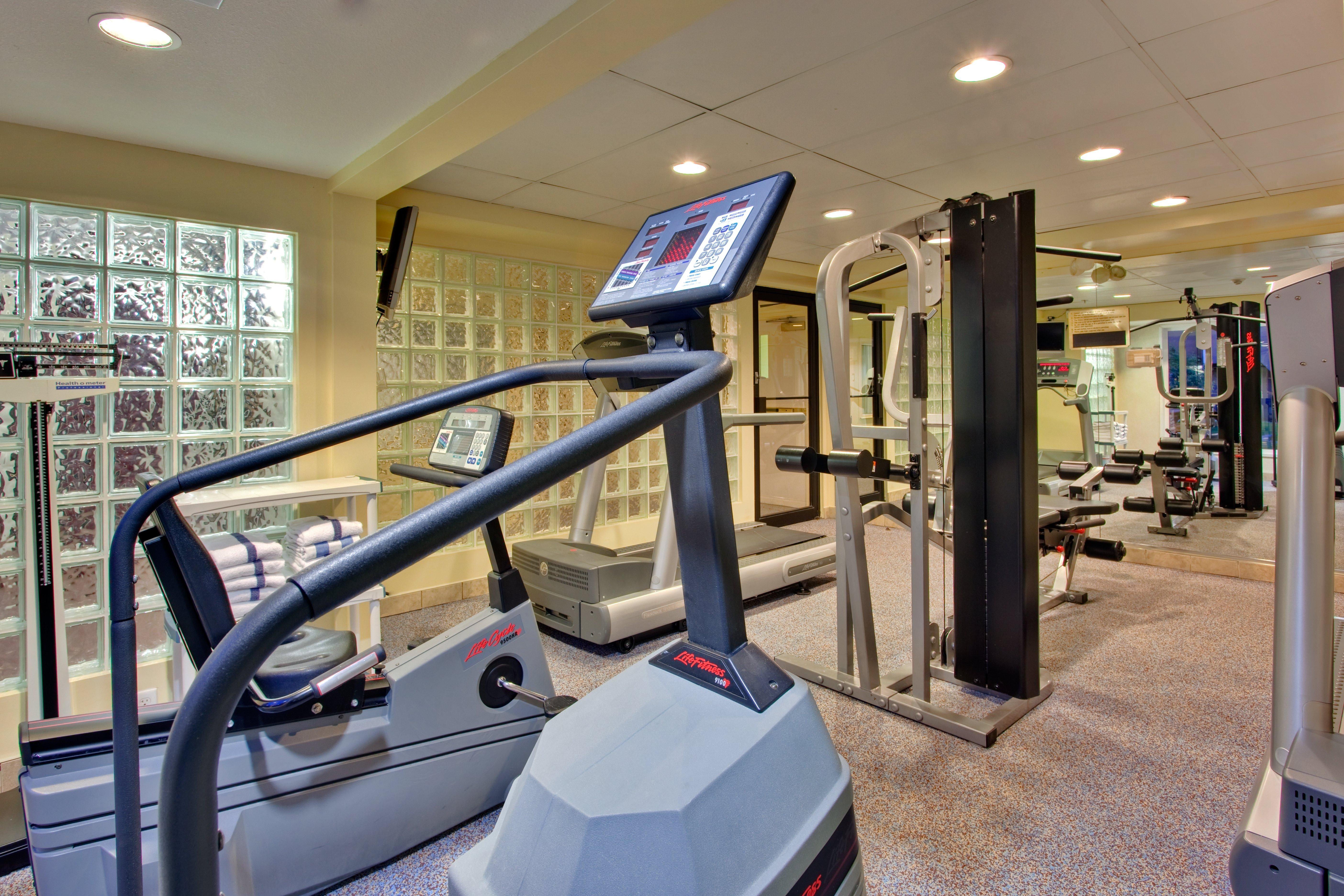 Holiday Inn Express Red Deer By Ihg Exteriör bild