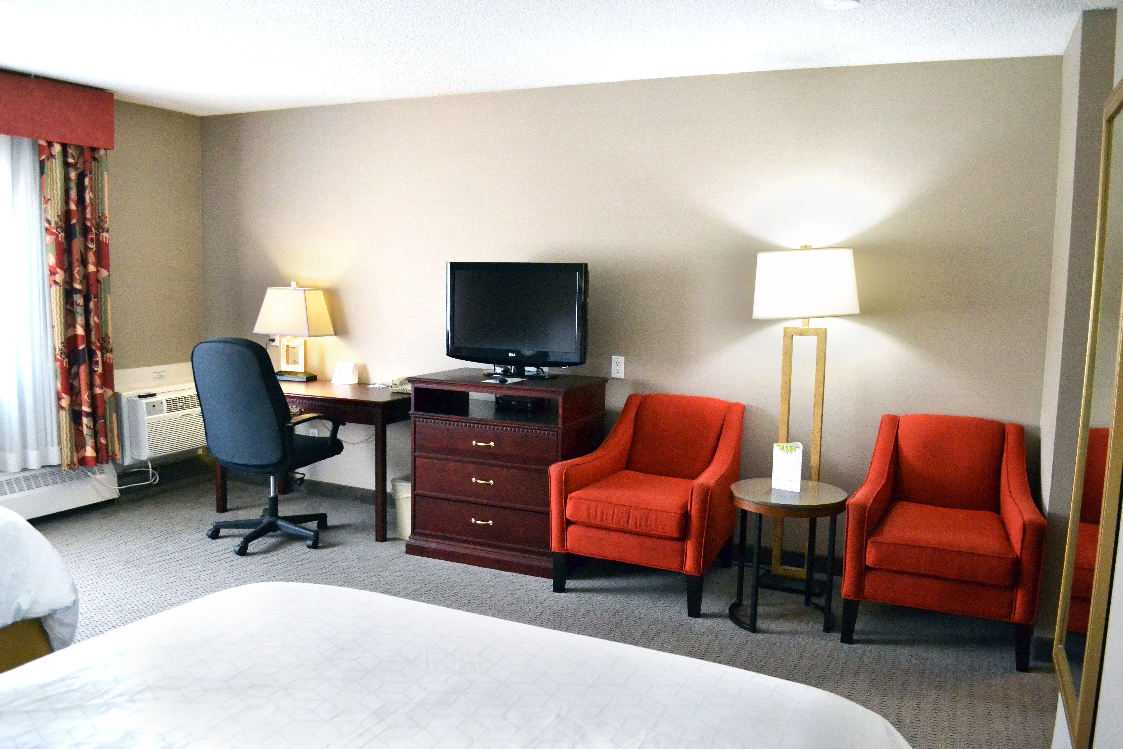 Holiday Inn Express Red Deer By Ihg Exteriör bild