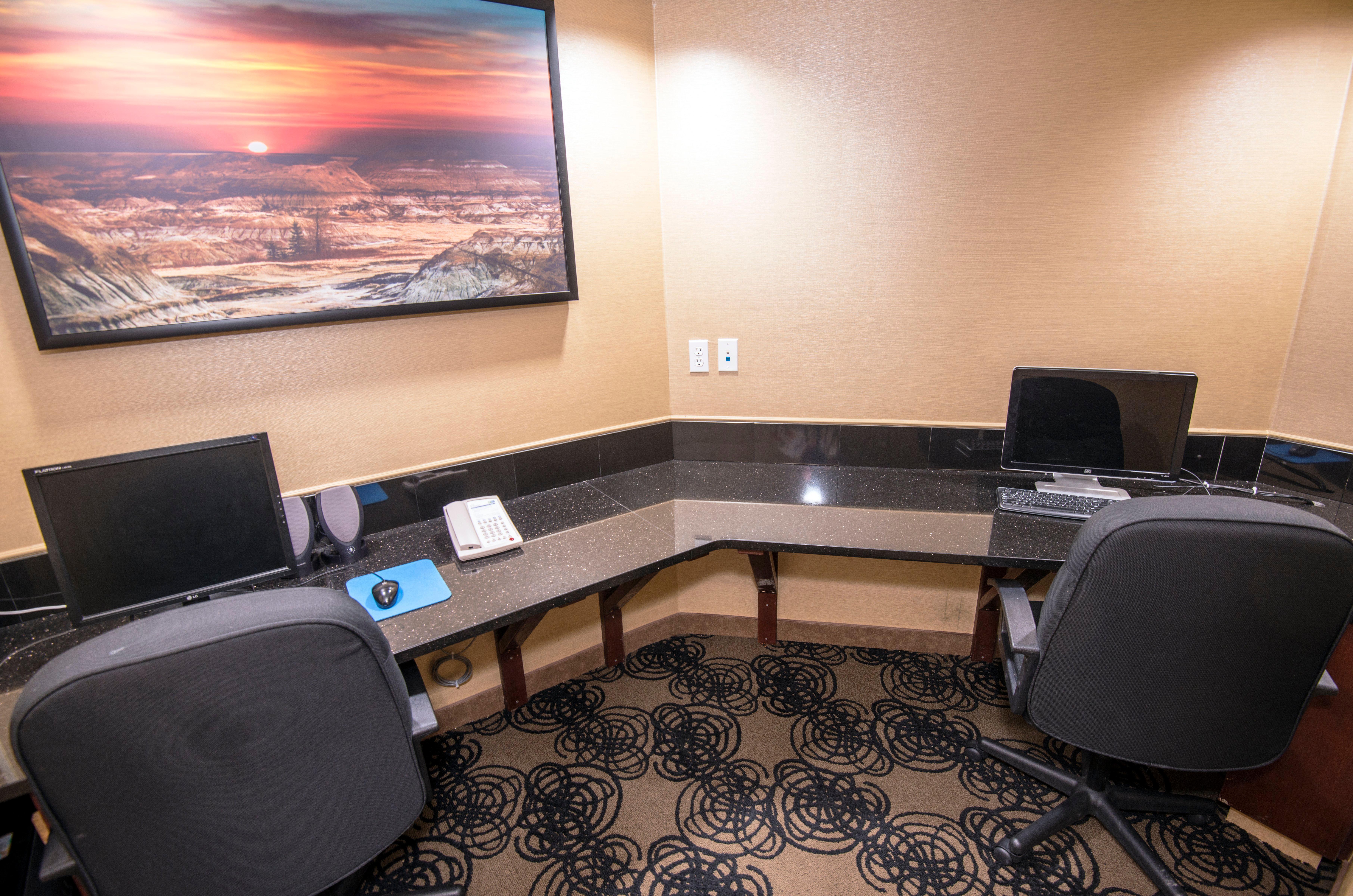 Holiday Inn Express Red Deer By Ihg Exteriör bild