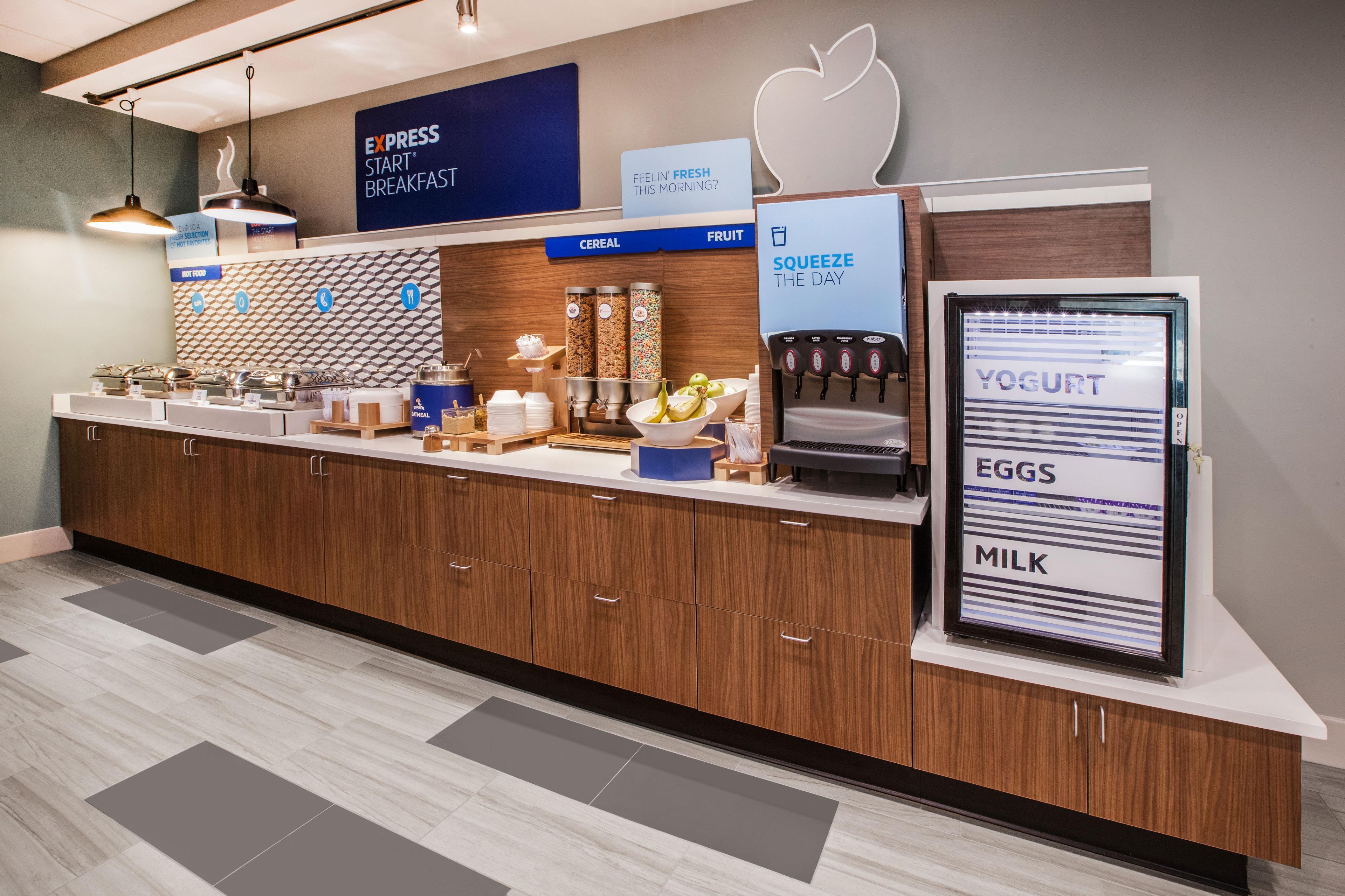 Holiday Inn Express Red Deer By Ihg Exteriör bild