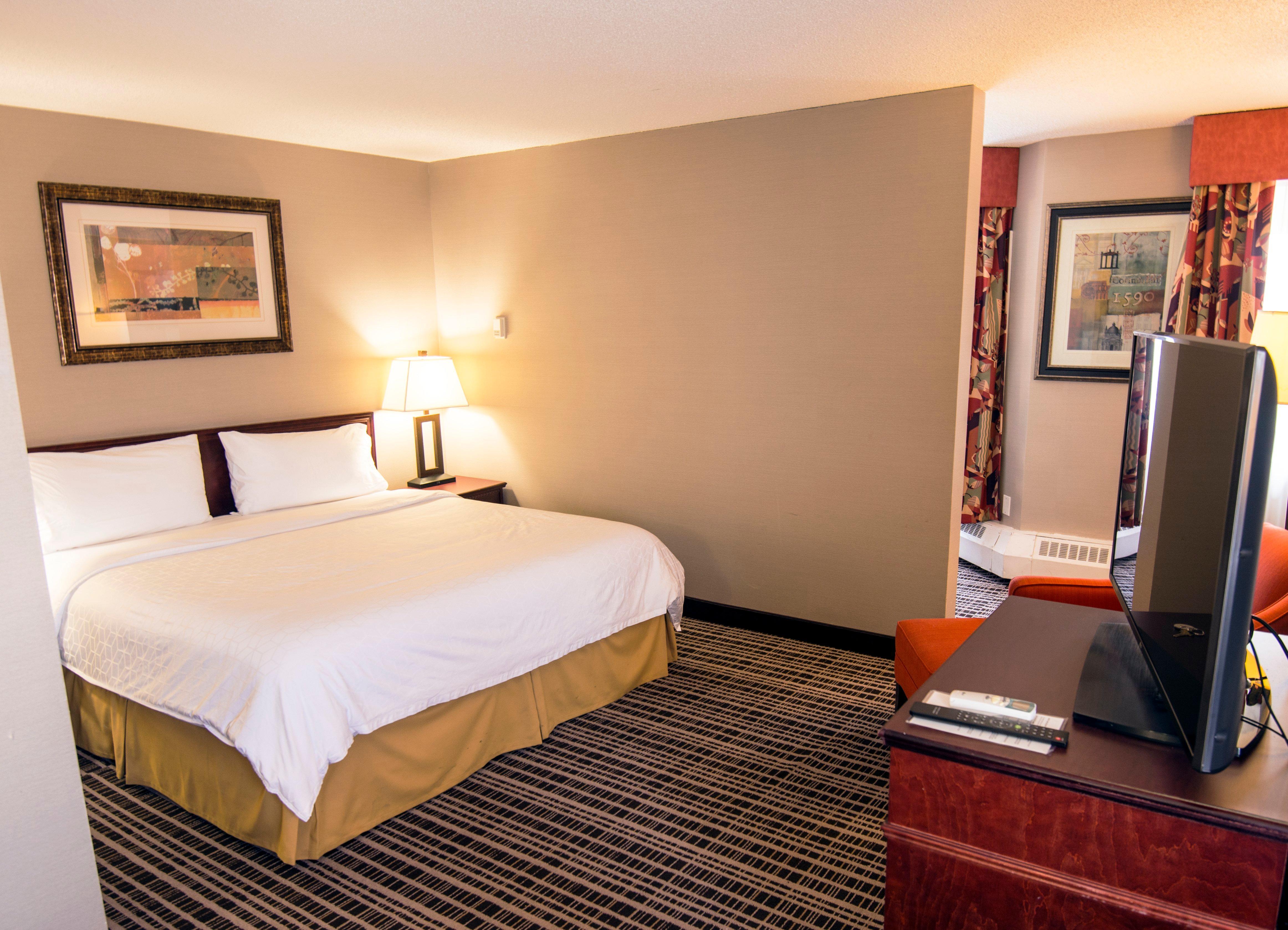 Holiday Inn Express Red Deer By Ihg Exteriör bild