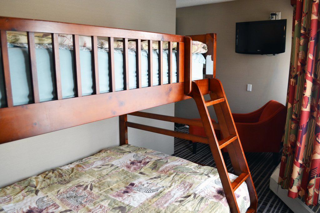 Holiday Inn Express Red Deer By Ihg Exteriör bild